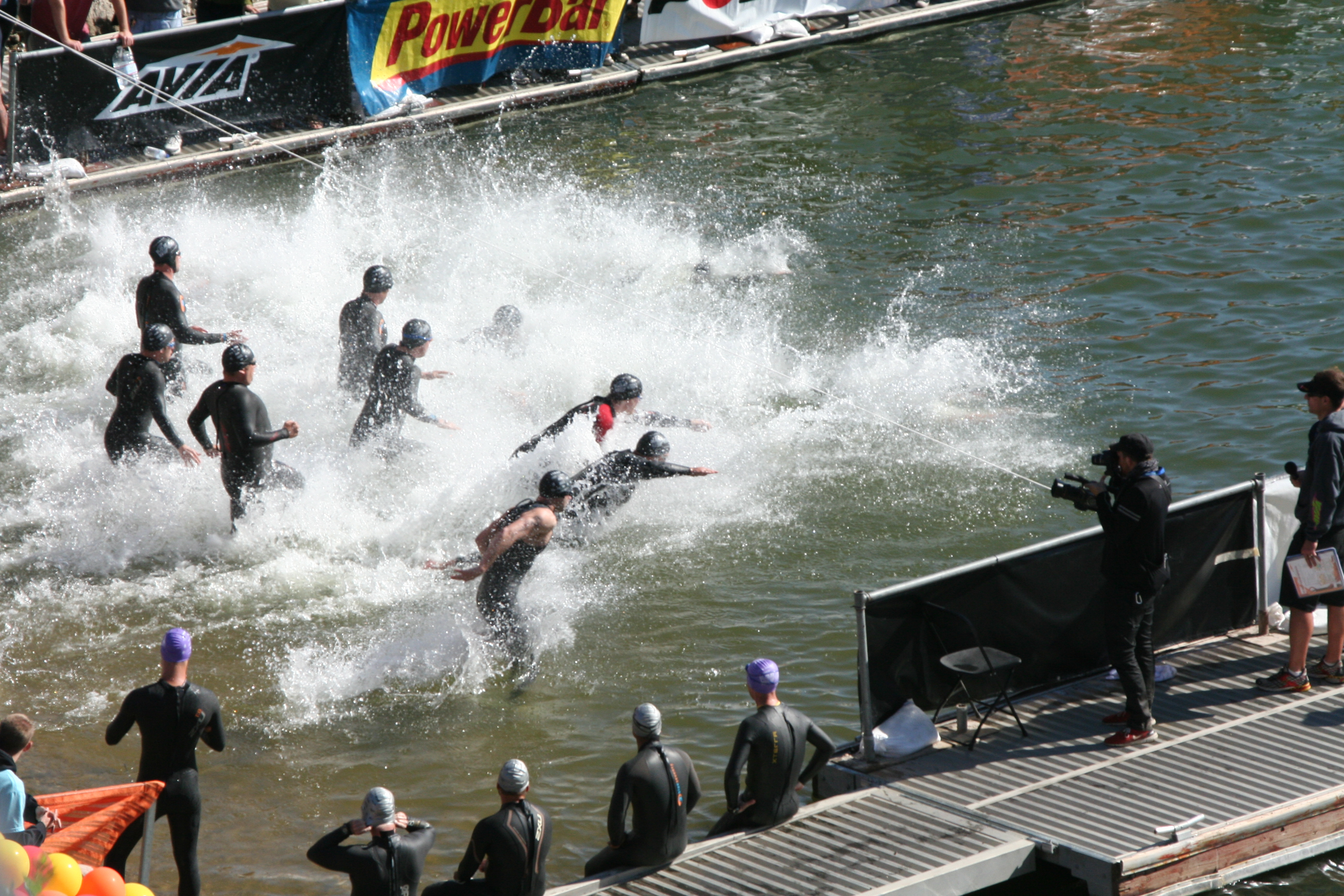 Go go go!  (I'm in the middle wearing red)