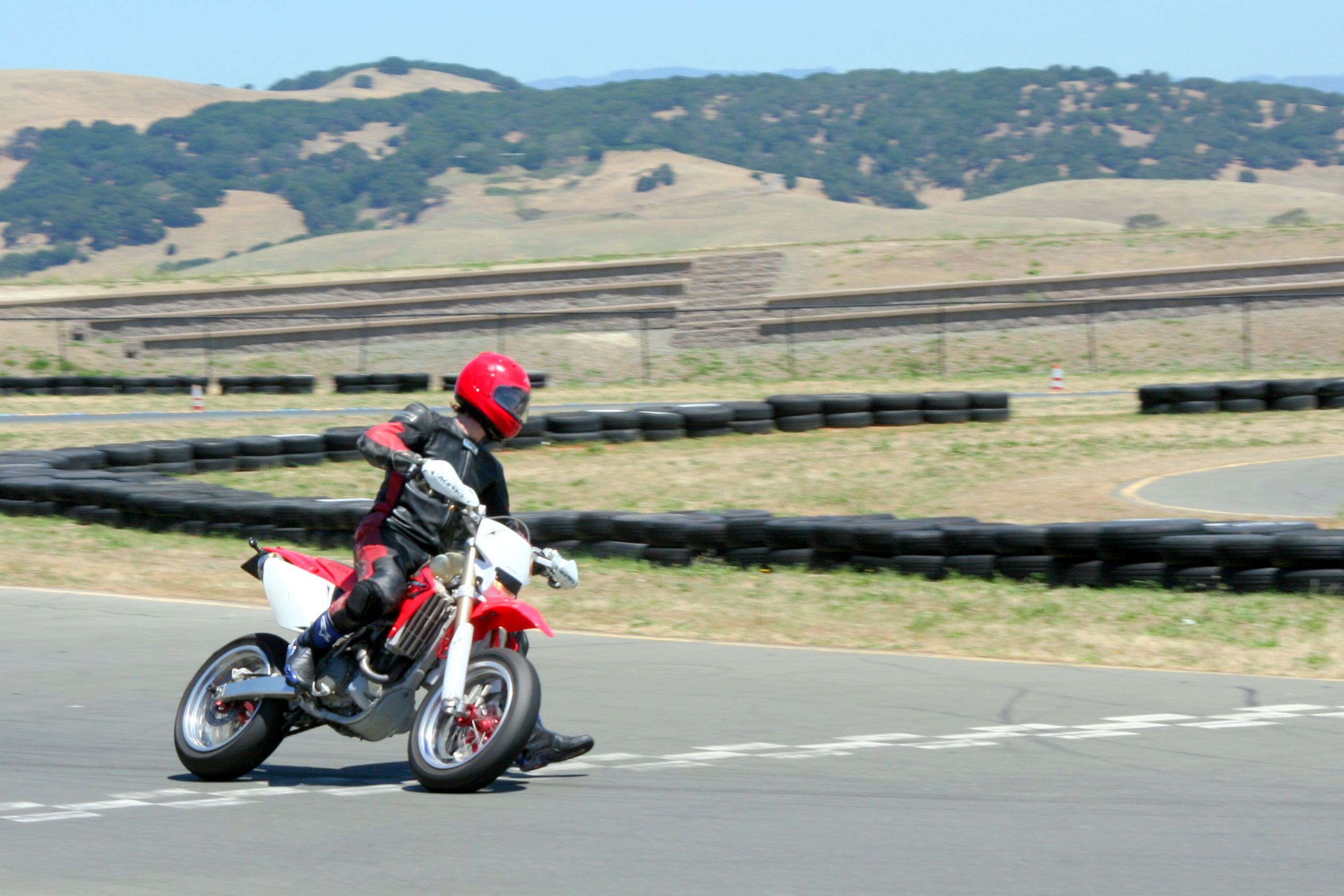 Coming into sharp left